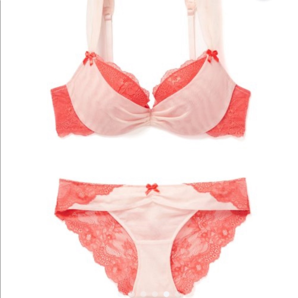 AdoreMe Clairabelle Bra & Panties Set